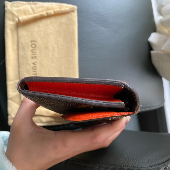 SOLD ‼️Louis Vuitton Emilie WALLET - Picture 9 of 10